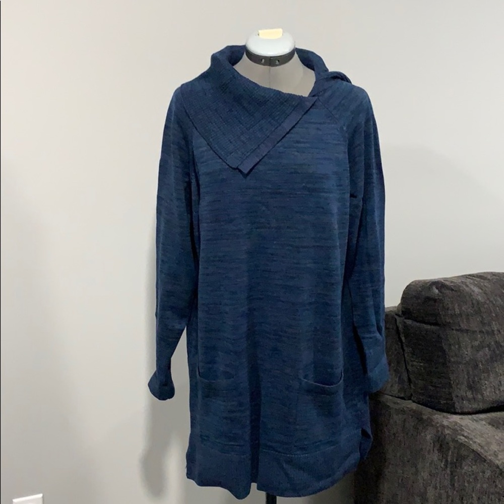 NWT Split Neck Tunic Sweater - Blue / Teal
